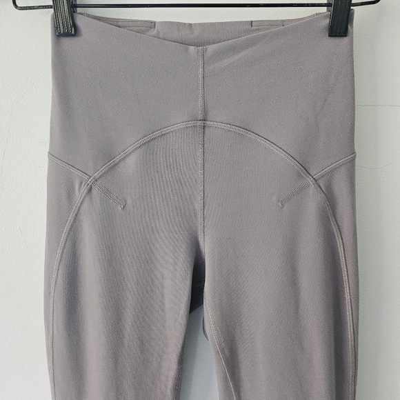 Lululemon Violet Verbena Unlimit High-Rise Tights Size 4 - Picture 5 of 11